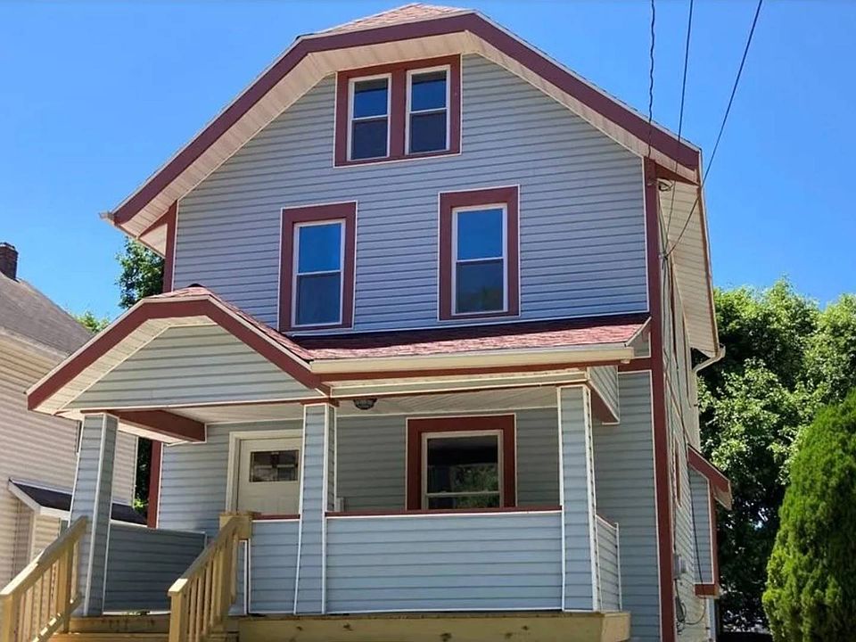 1st image of 832 Aberdeen St