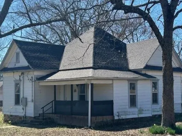 505 Avenue 5 NE, Atkins, AR 72823
