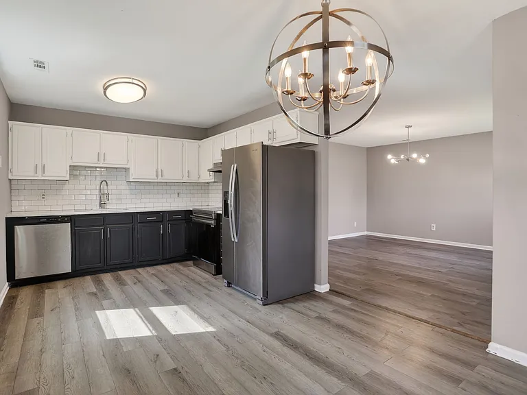 3812 Peach Orchard Cir — Photo 8
