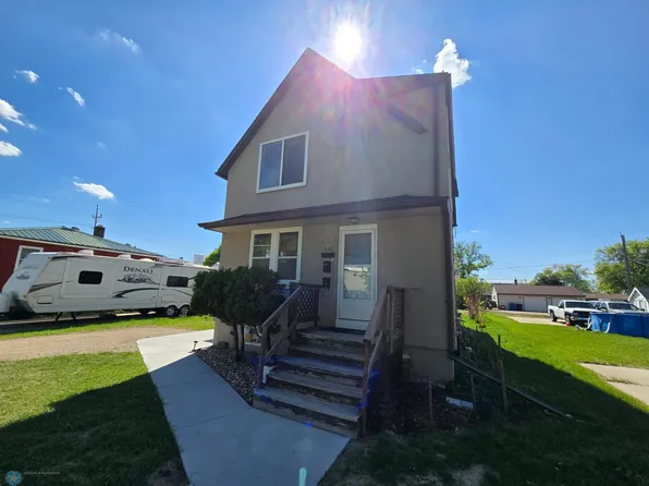 310 20th St N, Fargo, ND 58102