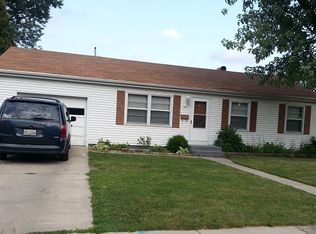 1013 Westview Dr, Rochelle, IL 61068
