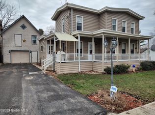 27 Prospect St, Nelliston, NY 13410