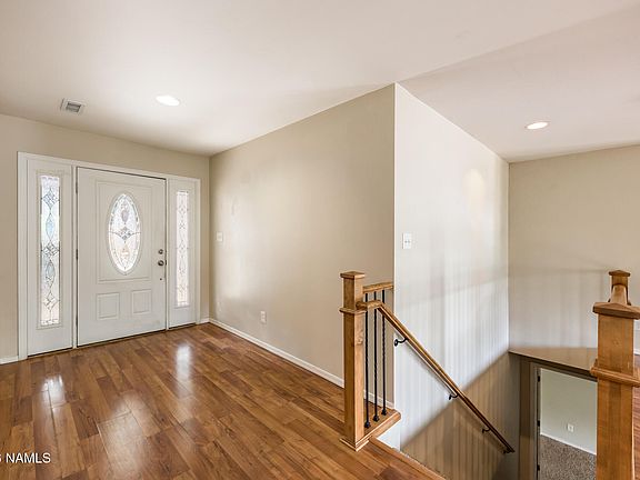 3rd image of 784 N Canyon Terrace Dr