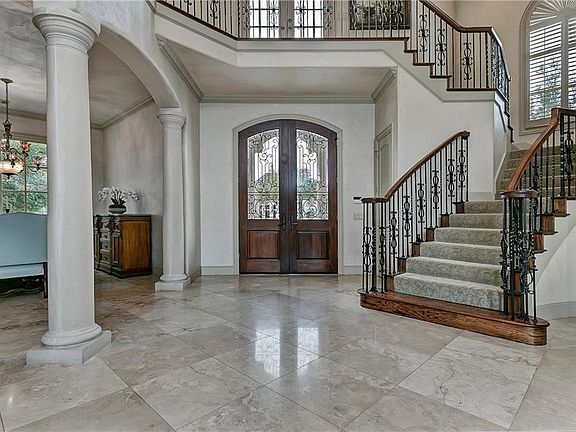 2nd image of 5224 Creekpoint Dr