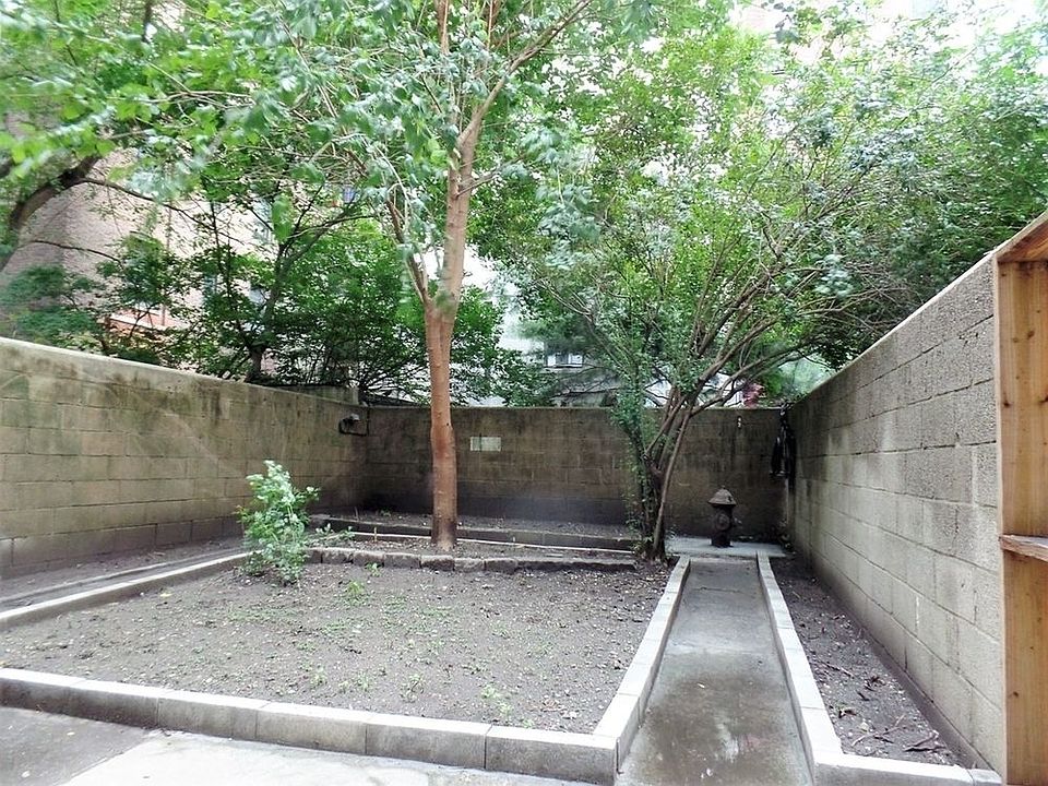 1st image of 154 W 74th St APT 1B