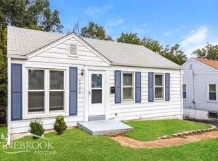 9925 Lackland Rd, Saint Louis, MO 63114