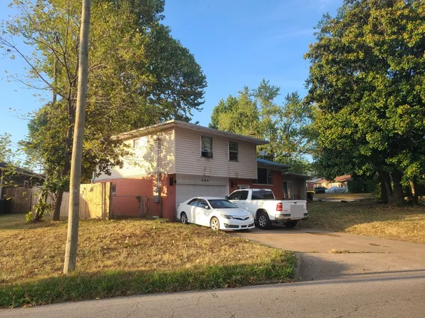 400 Sanders Ave, Springdale, AR 72764