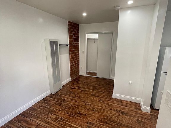 2nd image of 508 S Catalina Ave APT B