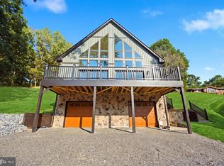 270 Country Rd, Harpers Ferry, WV 25425
