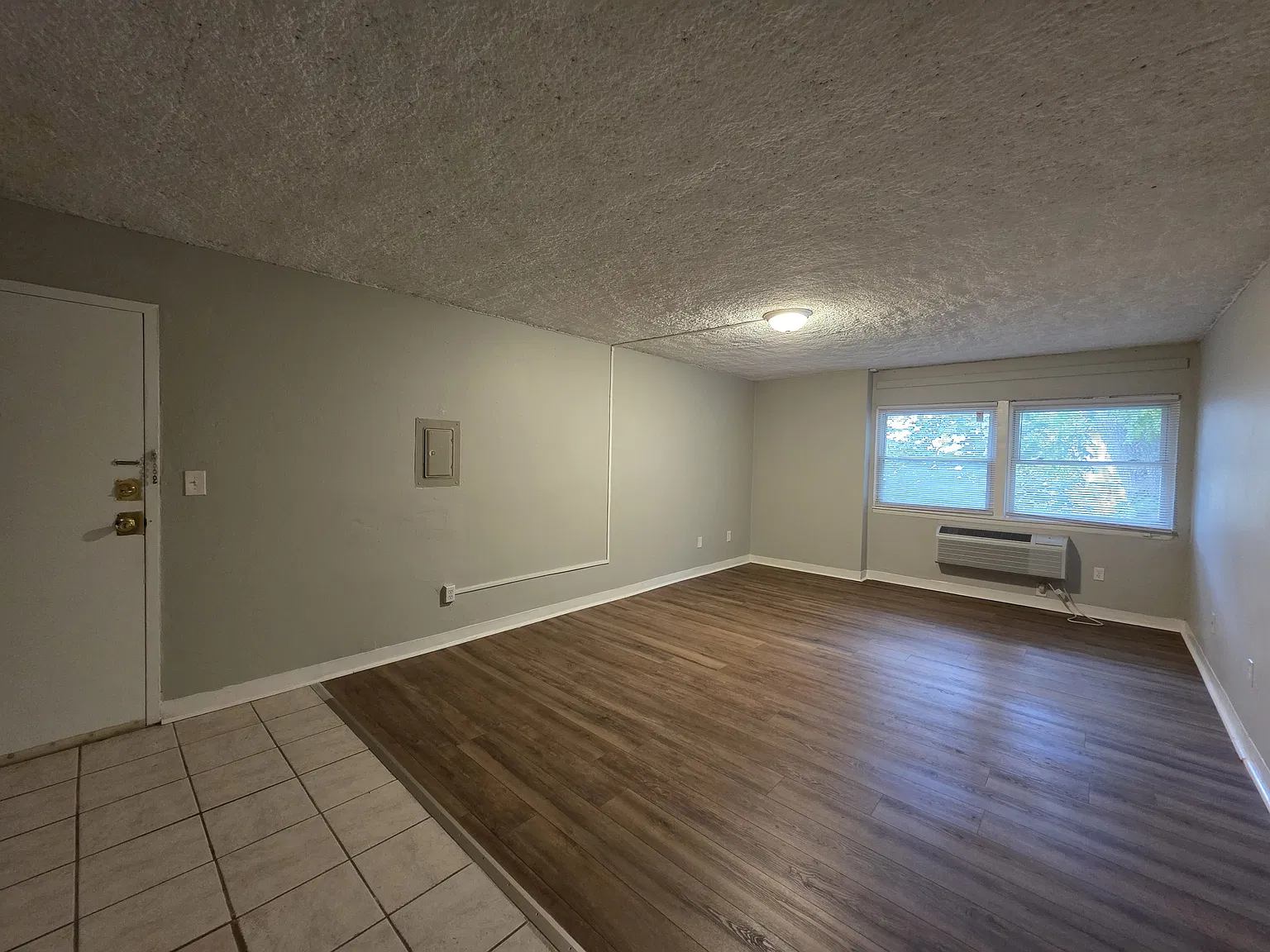 1 bed, $1,425 — Photo 3