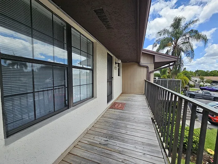 2 bed, 2.0 bath, 806 sqft, $1,650 — Photo 1