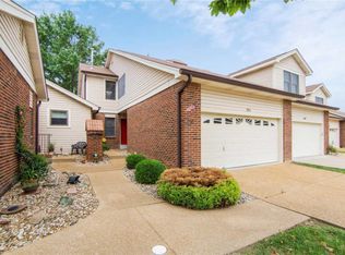 5511 Duchesne Parque Dr, Saint Louis, MO