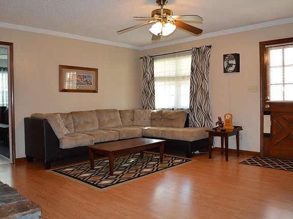 3rd image of 204 County Road 3224