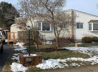 1535 Elayne St, Bethlehem, PA 18017