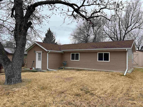 206 7th Ave, Belle Fourche, SD 57717