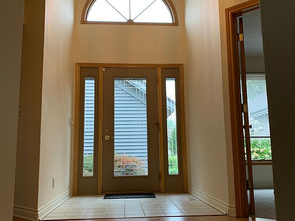 Entry way