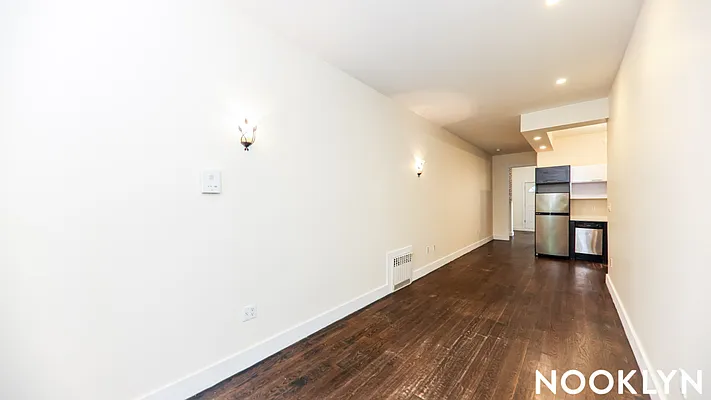 Rented by Nooklyn NYC LLC | media 20