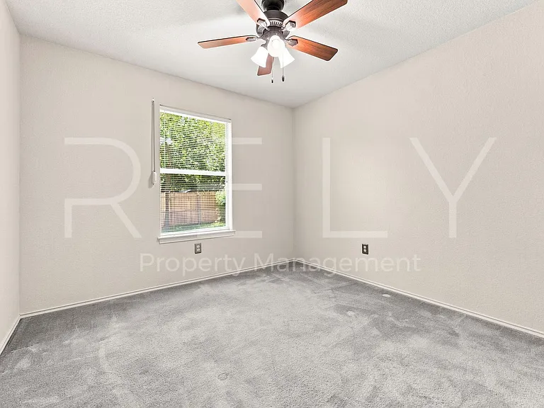 103 Prairie Springs Loop — Photo 19
