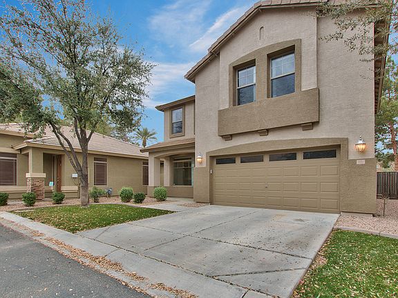 3rd image of 1931 E Hawken Pl
