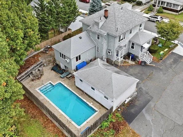 21 Hudson St, Quincy, MA 02169