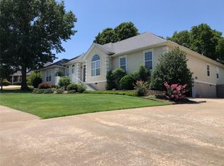 1708 S 28th Pl, Rogers, AR 72758