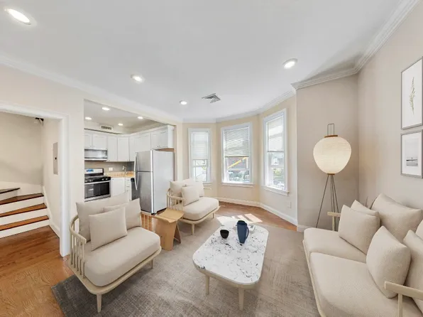 17 Perrin St #2, Boston, MA 02119