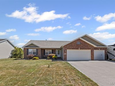 1440 Martin Dr, Troy, IL, 62294