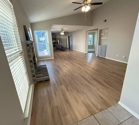 2nd image of 1322 Maplewood Dr
