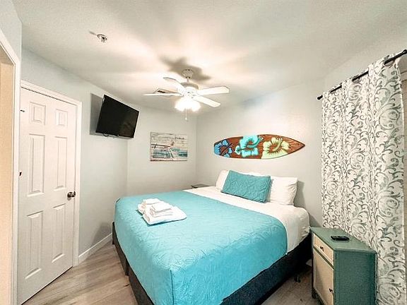 5th image of 9520 Seawall Blvd APT 129