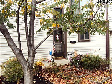 2nd image of 15230 Pine Hill Trl