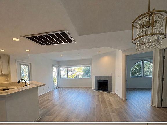 3rd image of 324 Idaho Ave APT 202