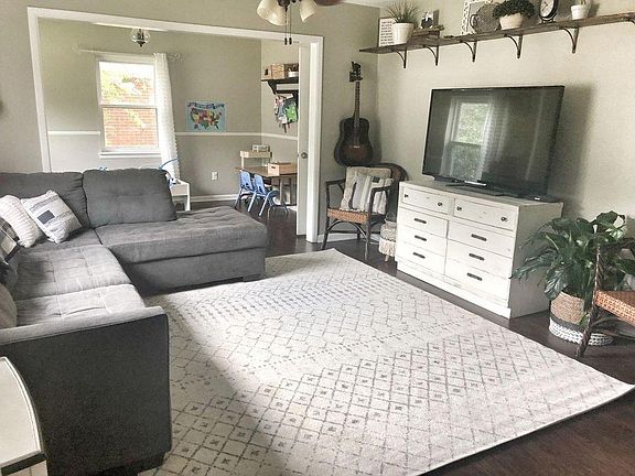3rd image of 602 Ferretti Ave