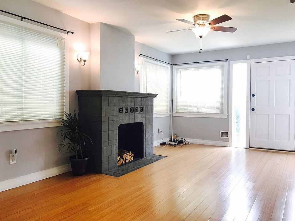 1st image of 2814 N Coolidge Ave