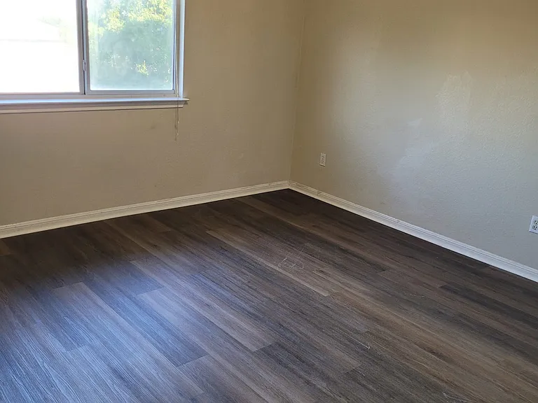 3733 Eagles Nest St — Photo 25