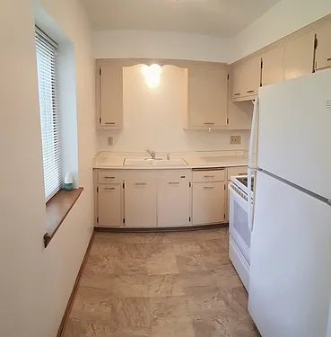 617 E Homer St #1 — Photo 7