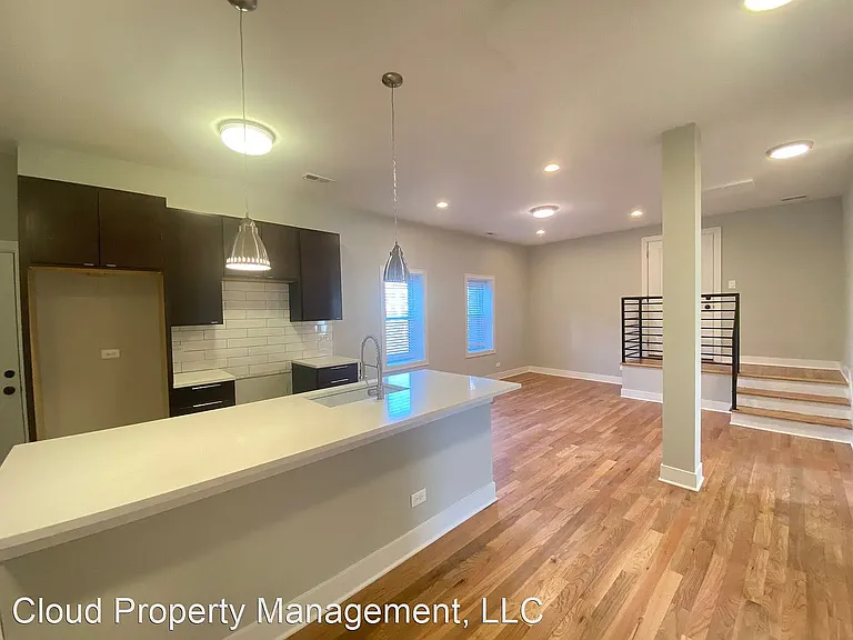 2207 W 18th St #3C — Photo 2