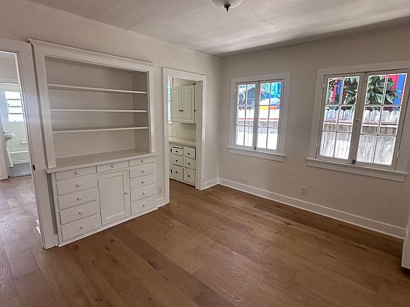 5th image of 853 N Sierra Bonita Ave #855