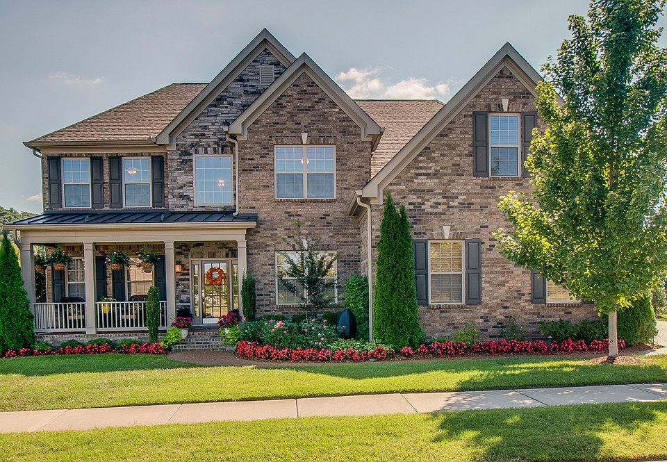 1st image of 6070 Stags Leap Way
