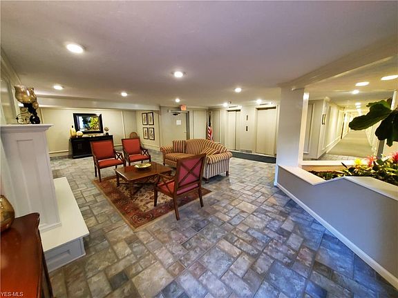 2nd image of 800 Brick Mill Run APT 314