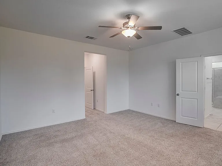 1109 Winnie Dr — Photo 11