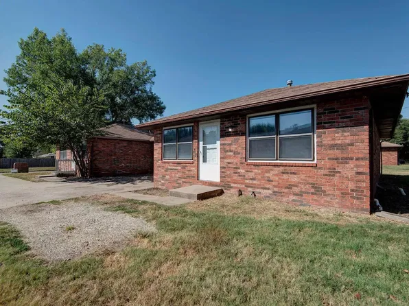 2751 E McDaniel St #B, Springfield, MO 65802