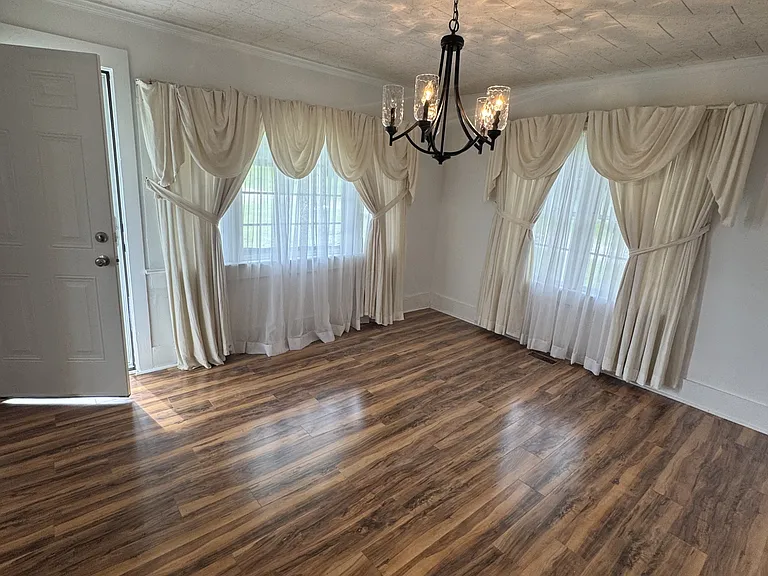 1495 Eli Bowen Rd — Photo 4