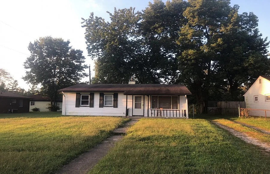 3409 W Murray St photo 1