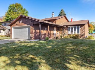 2002 Granger Rd, Manitowoc, WI 54220