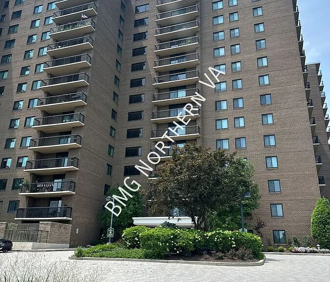 200 N Pickett St #1203 — Photo 2