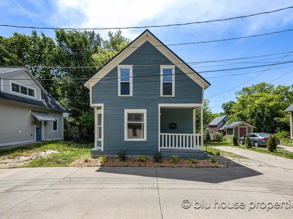 323 Freyling Pl SE, Grand Rapids, MI 49506