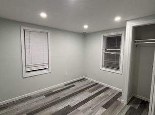 (Undisclosed Address), Lindenhurst, NY 11757