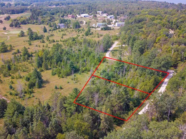 Idlewild Woods Dr #9&10, Sturgeon Bay, WI 54235