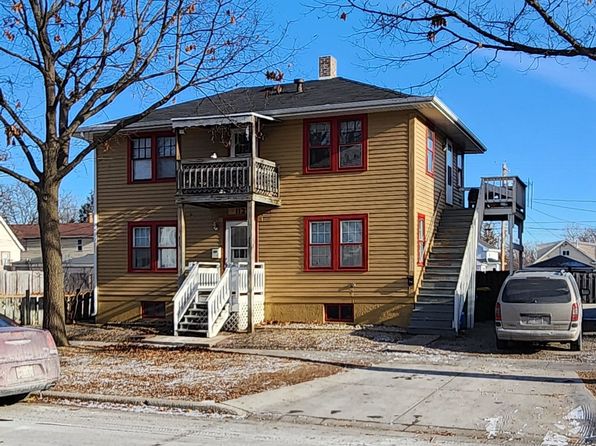 112 N Jackson St, Green Bay, WI 54301