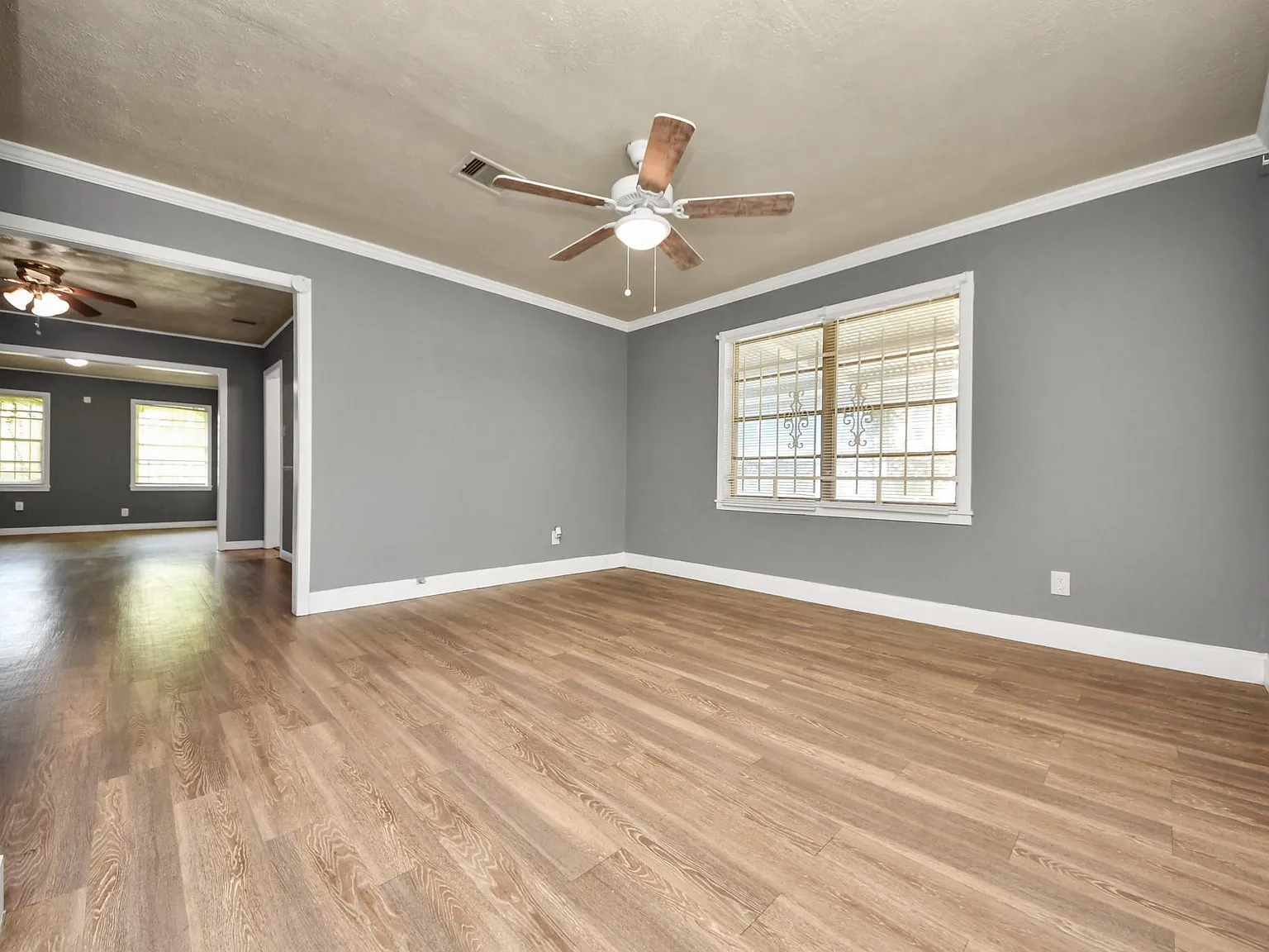 3 bed, 1.0 bath, 1472 sqft, $1,850 — Photo 4